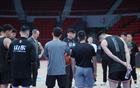 CBA終極對決：兩席四強，山東新疆激戰(zhàn)慘烈