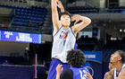 山東大漢19分鐘12分，首秀亮眼，沖擊NBA，期待其表現(xiàn)。